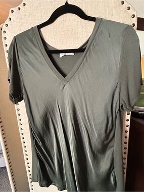 Women's Olive V-Neck Short Sleeve Tee
